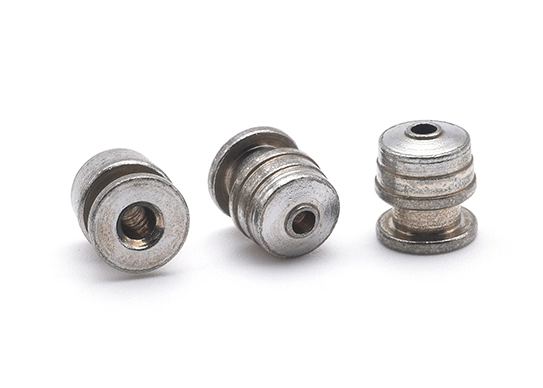 Peça de torno em aço carbono