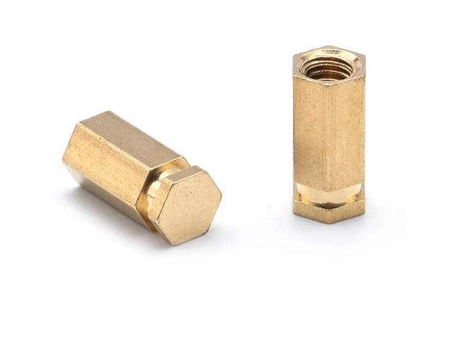 Componente de cobre com furo cego hexagonal