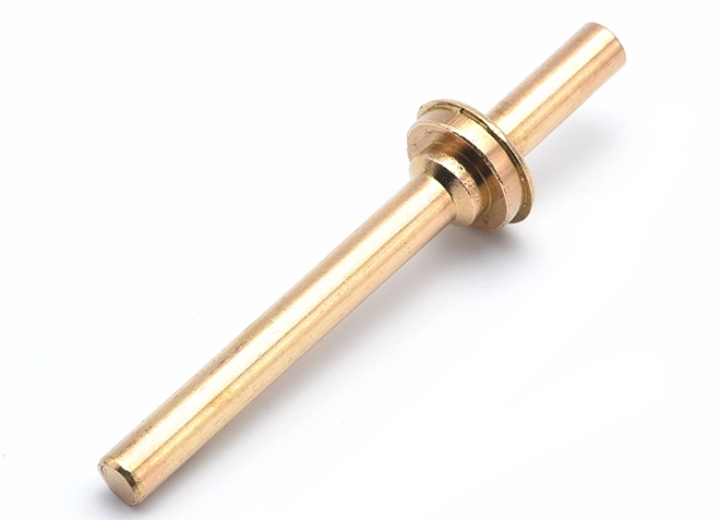 Componente de cobre de médio porte